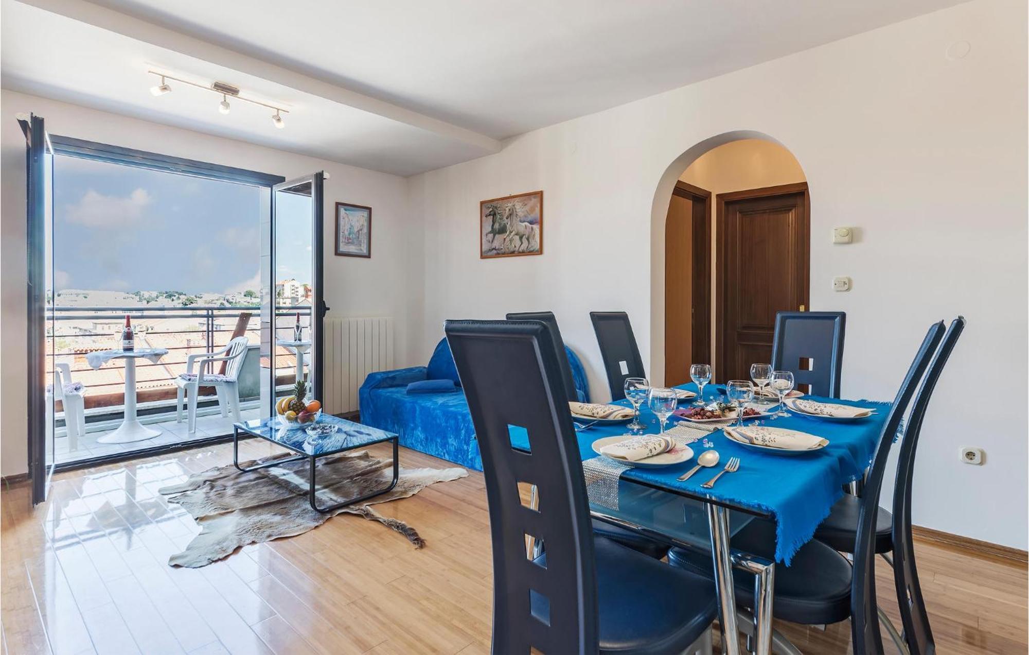 1 Bedroom Beautiful Apartment In Pula Exteriér fotografie